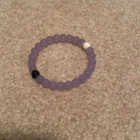NWOT Light Purple Lokai Bracelet - Picture 2 of 2